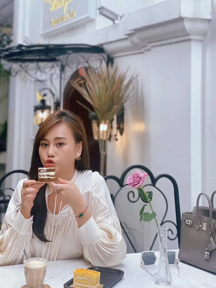 Phương Oanh đăng ảnh tóc dài cực xinh, khán giả ngóng đến ngày Nam có tạo hình mới trong Hương vị tình thân - Ảnh 9. Phương Oanh đăng ảnh tóc dài cực xinh, khán giả ngóng đến ngày Nam có tạo hình mới trong Hương vị tình thân - Ảnh 9.