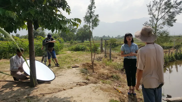 BTV Thanh Huyền: Áp lực khiến tôi say mê với nghề hơn - Ảnh 4. BTV Thanh Huyền: Áp lực khiến tôi say mê với nghề hơn - Ảnh 4.