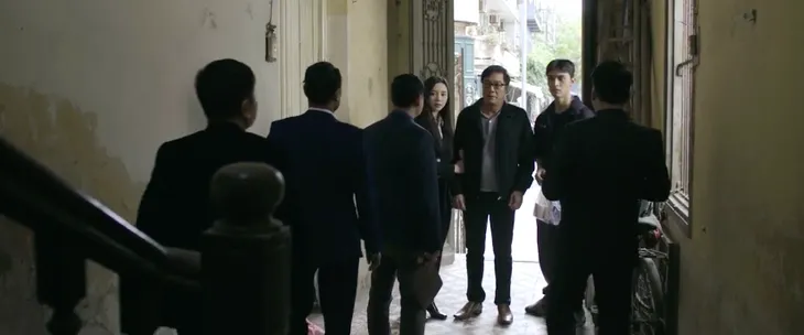 Hãy nói lời yêu - Tập 24: Ông Tín nợ ngập đầu, bà Hoài có vì tình nghĩa vợ chồng mà dang tay cứu giúp? - Ảnh 11. Hãy nói lời yêu - Tập 24: Ông Tín nợ ngập đầu, bà Hoài có vì tình nghĩa vợ chồng mà dang tay cứu giúp? - Ảnh 11.