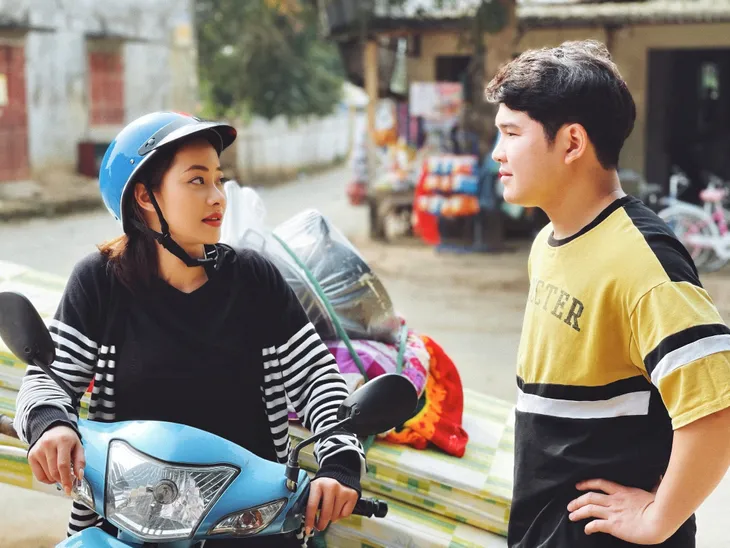 Mùa hoa tìm lại: Loạt ảnh tình cảm của Núi và Hoa khiến khán giả sốt ruột thay cho Đồng và Lệ - Ảnh 6. Mùa hoa tìm lại: Loạt ảnh tình cảm của Núi và Hoa khiến khán giả sốt ruột thay cho Đồng và Lệ - Ảnh 6.