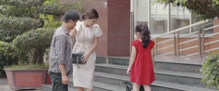 Mùa hoa tìm lại - Tập 25: Thủy cố tình gần gũi Đồng, năm lần bảy lượt trêu ngươi Lệ - Ảnh 3. Mùa hoa tìm lại - Tập 25: Thủy cố tình gần gũi Đồng, năm lần bảy lượt trêu ngươi Lệ - Ảnh 3.