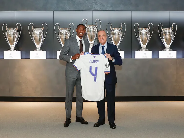 Alaba ra mắt Real Madrid, tiếp quản số áo Ramos - Ảnh 1. Alaba ra mắt Real Madrid, tiếp quản số áo Ramos - Ảnh 1.