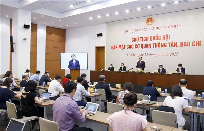 Chủ tịch Quốc hội: Không để xảy ra tình trạng bắc nước sôi chờ gạo người - Ảnh 1. Chủ tịch Quốc hội: Không để xảy ra tình trạng bắc nước sôi chờ gạo người - Ảnh 1.