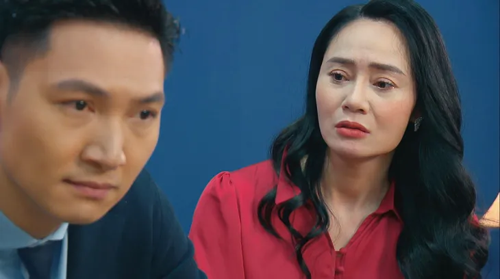 Hương vị tình thân - Tập 69: Bị cả thế giới hùa vào xỉ vả, Nam yếu đuối nức nở bên 2 bố - Ảnh 15. Hương vị tình thân - Tập 69: Bị cả thế giới hùa vào xỉ vả, Nam yếu đuối nức nở bên 2 bố - Ảnh 15.