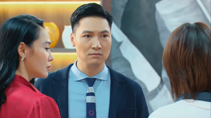 Hương vị tình thân - Tập 69: Bị cả thế giới hùa vào xỉ vả, Nam yếu đuối nức nở bên 2 bố - Ảnh 13. Hương vị tình thân - Tập 69: Bị cả thế giới hùa vào xỉ vả, Nam yếu đuối nức nở bên 2 bố - Ảnh 13.