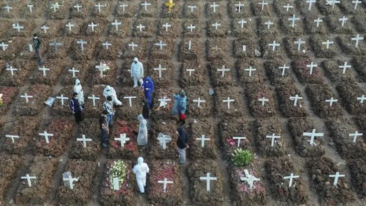 Đại dịch ngoài tầm kiểm soát ở Indonesia có thể tạo ra siêu biến thể - Ảnh 1. Đại dịch ngoài tầm kiểm soát ở Indonesia có thể tạo ra siêu biến thể - Ảnh 1.