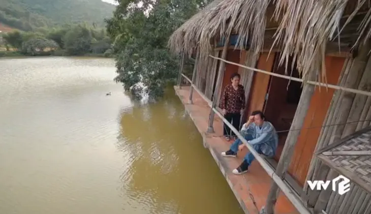 Hương vị tình thân - Tập 70: Bà Bích nhận tiền bán đứng Nam? - Ảnh 5. Hương vị tình thân - Tập 70: Bà Bích nhận tiền bán đứng Nam? - Ảnh 5.