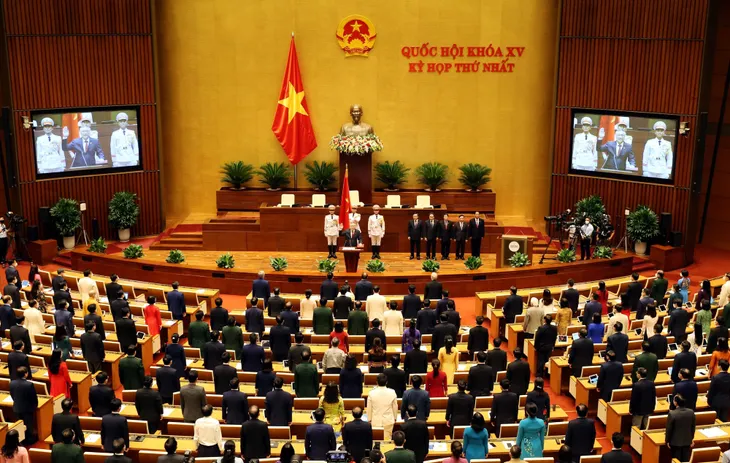 Chánh án Tòa án nhân dân tối cao Nguyễn Hòa Bình tuyên thệ nhậm chức - Ảnh 2. Chánh án Tòa án nhân dân tối cao Nguyễn Hòa Bình tuyên thệ nhậm chức - Ảnh 2.
