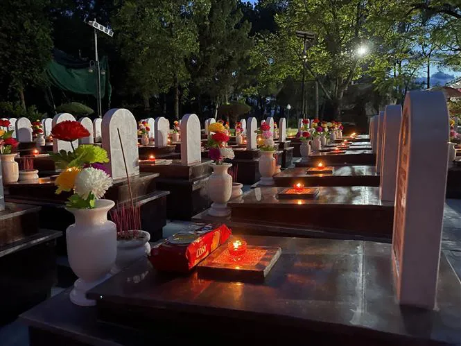 Hôm nay (27/7), kỷ niệm 74 năm ngày Thương binh - Liệt sĩ - Ảnh 1. Hôm nay (27/7), kỷ niệm 74 năm ngày Thương binh - Liệt sĩ - Ảnh 1.