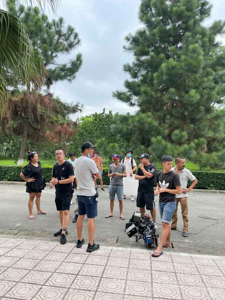 Hương Giang tiếc vì quay phim ròng rã 6 tháng, Mùa hoa tìm lại kết thúc trong chớp mắt - Ảnh 2. Hương Giang tiếc vì quay phim ròng rã 6 tháng, Mùa hoa tìm lại kết thúc trong chớp mắt - Ảnh 2.