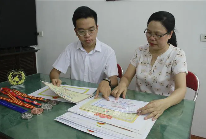 Các thủ khoa bật mí bí quyết học tập hiệu quả - Ảnh 1. Các thủ khoa bật mí bí quyết học tập hiệu quả - Ảnh 1.