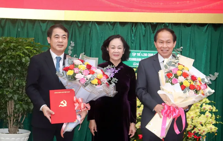 Bộ Chính trị điều động, chỉ định 3 tân Bí thư Tỉnh ủy - Ảnh 1.