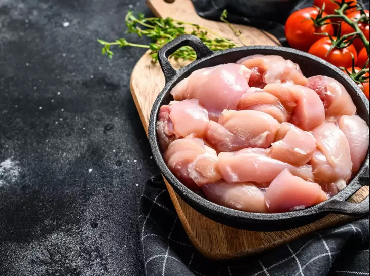 Tác dụng phụ ít người biết khi ăn thịt gà thường xuyên - Ảnh 1. Tác dụng phụ ít người biết khi ăn thịt gà thường xuyên - Ảnh 1.