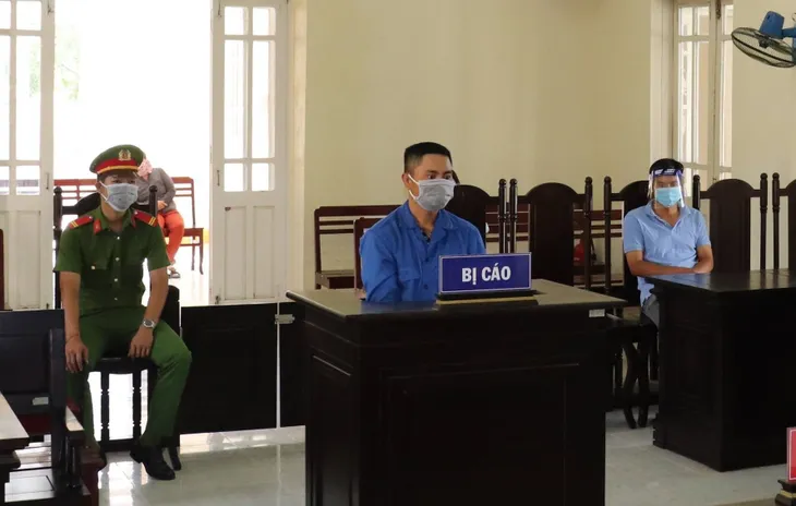 Phạt tù hai đối tượng vi phạm quy định phòng, chống dịch COVID-19 - Ảnh 1. Phạt tù hai đối tượng vi phạm quy định phòng, chống dịch COVID-19 - Ảnh 1.