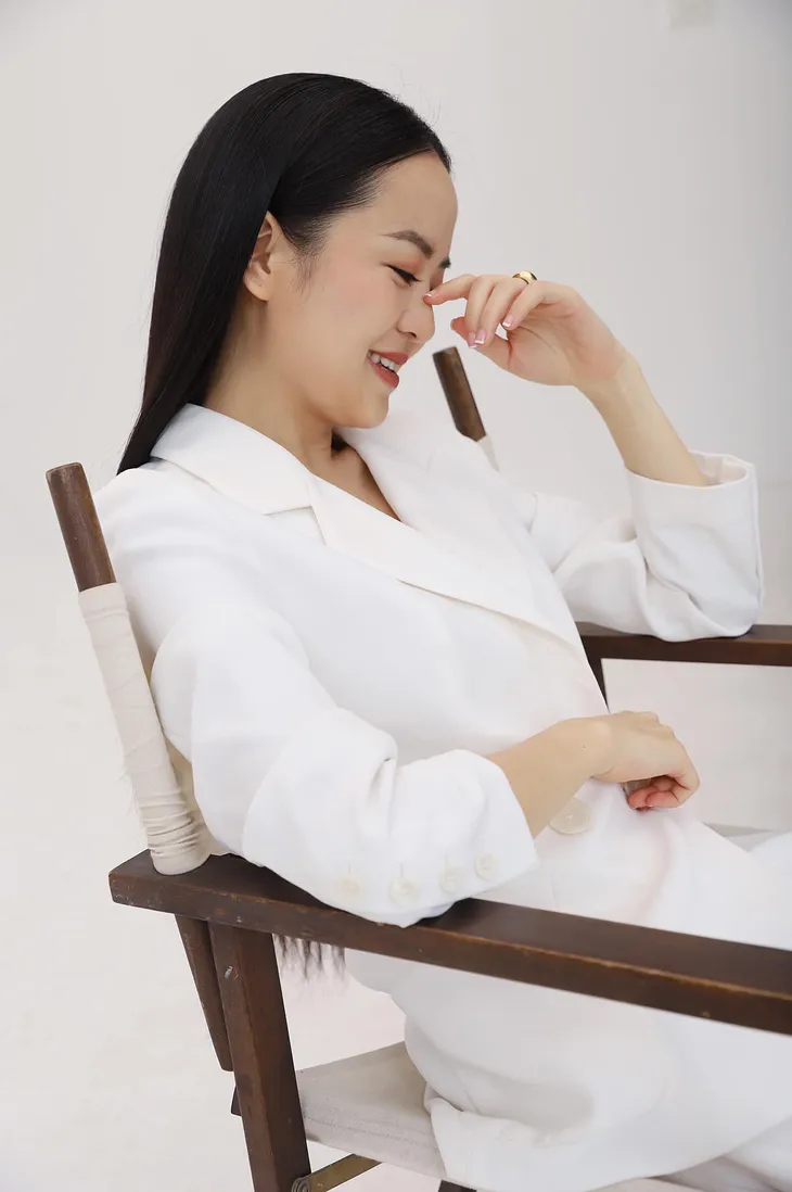 MC, BTV Việt tuần qua: Diệp Anh khoe sắc bên sen, Mai Phương khoe chân dài miên man - Ảnh 2. MC, BTV Việt tuần qua: Diệp Anh khoe sắc bên sen, Mai Phương khoe chân dài miên man - Ảnh 2.