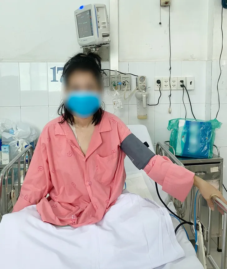 2 bệnh nhân COVID-19 nặng phải đặt ECMO hồi phục tại Bệnh viện Chợ Rẫy - Ảnh 2. 2 bệnh nhân COVID-19 nặng phải đặt ECMO hồi phục tại Bệnh viện Chợ Rẫy - Ảnh 2.