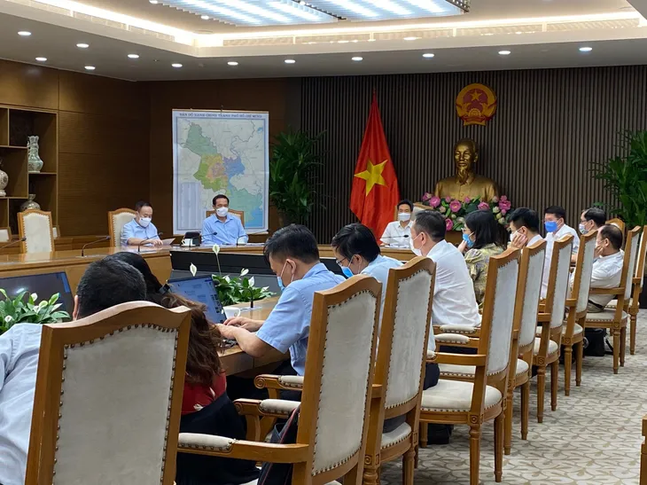Phòng dịch bệnh lây lan ở TP Hồ Chí Minh: Kiểm soát khu CN, xóm trọ, chợ đầu mối phải đặt lên hàng đầu - Ảnh 1. Phòng dịch bệnh lây lan ở TP Hồ Chí Minh: Kiểm soát khu CN, xóm trọ, chợ đầu mối phải đặt lên hàng đầu - Ảnh 1.