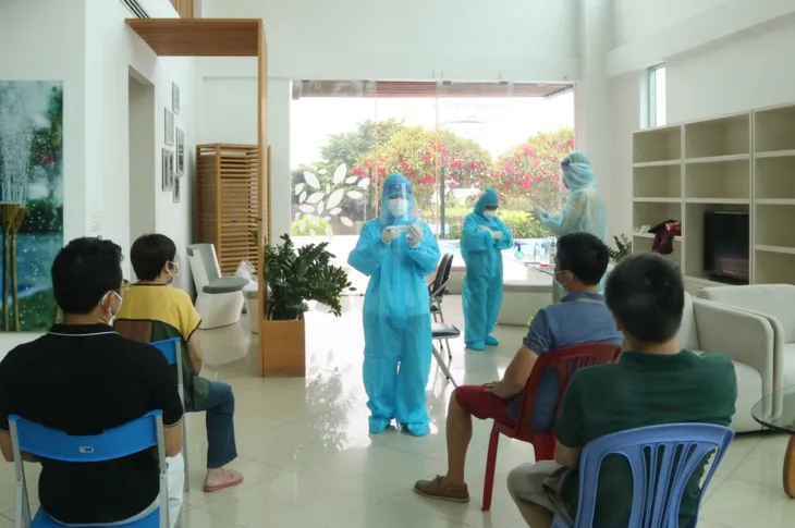 Mỗi ngày TP Hồ Chí Minh phát hiện trung bình 500-600 ca nhiễm mới COVID-19 - Ảnh 2. Mỗi ngày TP Hồ Chí Minh phát hiện trung bình 500-600 ca nhiễm mới COVID-19 - Ảnh 2.