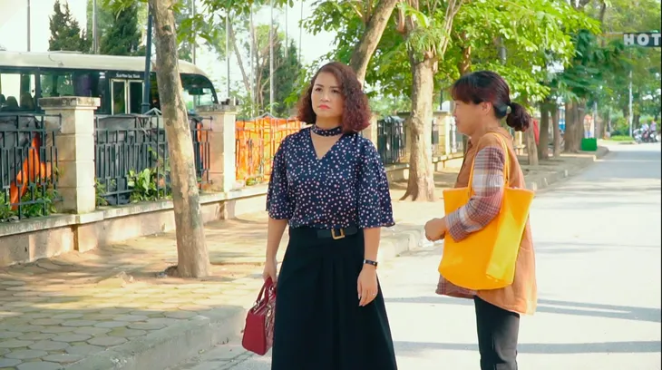 Hương vị tình thân phần 2: Diện đồ đôi, hai bà Bích - Sa thành thông gia tốt? - Ảnh 3.