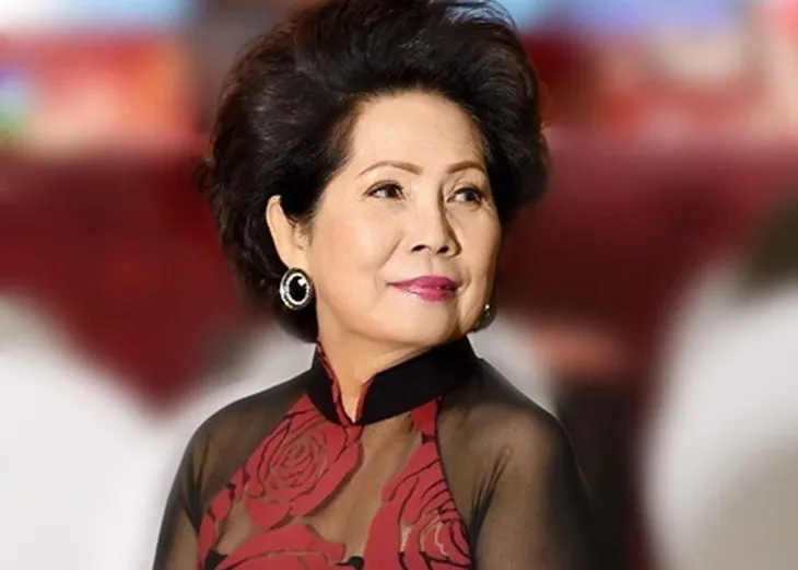 Danh ca Phương Dung: “Cuộc đời tôi nhận được quá nhiều diễm phúc” - Ảnh 2. Danh ca Phương Dung: “Cuộc đời tôi nhận được quá nhiều diễm phúc” - Ảnh 2.