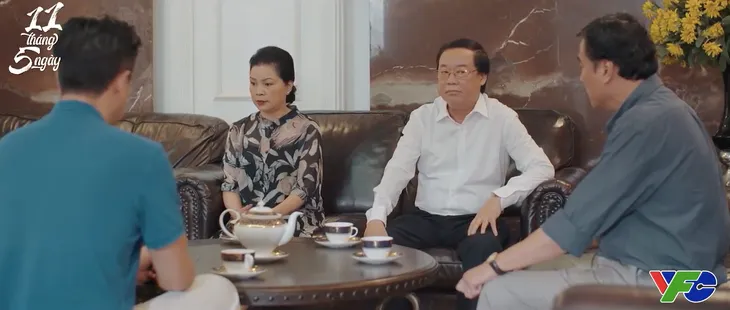 11 tháng 5 ngày - Tập 6: Một mình sang xin lỗi bố mẹ Thuận, bố Nhi “đeo mo vào mặt” - Ảnh 4. 11 tháng 5 ngày - Tập 6: Một mình sang xin lỗi bố mẹ Thuận, bố Nhi “đeo mo vào mặt” - Ảnh 4.
