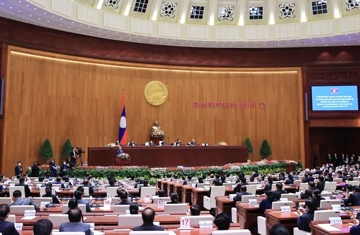 Chủ tịch nước: Người Việt Nam gọi nhân dân Lào là anh em một nhà, tình thân như ruột thịt - Ảnh 2. Chủ tịch nước: Người Việt Nam gọi nhân dân Lào là anh em một nhà, tình thân như ruột thịt - Ảnh 2.