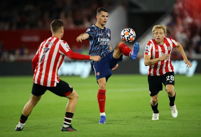 Mikel Arteta nói gì sau thất bại trước Brentford? - Ảnh 2. Mikel Arteta nói gì sau thất bại trước Brentford? - Ảnh 2.