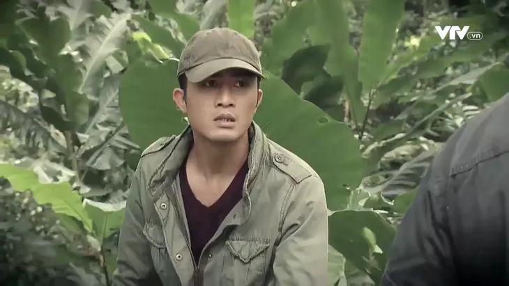 Hương vị tình thân phần 2: Chiến chó minh oan cho ông Sinh tội giết người? - Ảnh 14. Hương vị tình thân phần 2: Chiến chó minh oan cho ông Sinh tội giết người? - Ảnh 14.