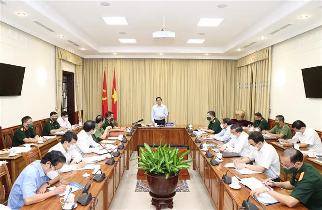 Thủ tướng kiểm tra công tác tu bổ Lăng Chủ tịch Hồ Chí Minh - Ảnh 2.