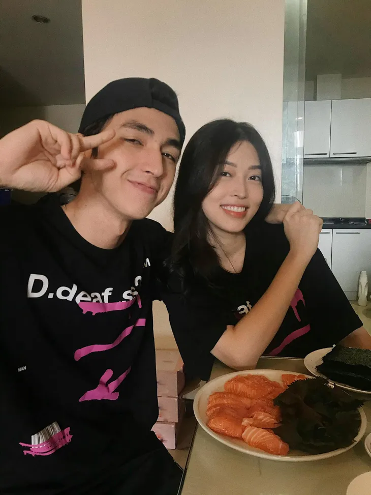 Yêu nhau 4 năm, Bình An lần đầu đón sinh nhật cùng Á hậu Phương Nga - Ảnh 1. Yêu nhau 4 năm, Bình An lần đầu đón sinh nhật cùng Á hậu Phương Nga - Ảnh 1.