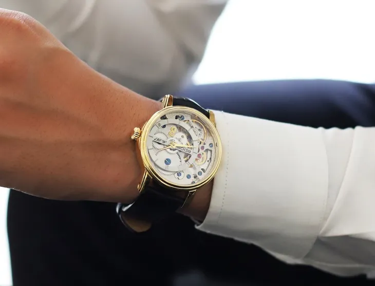 Top 5 mẫu đồng hồ phiên bản Limited Edition không thể bỏ qua trong năm nay! - Ảnh 3. Top 5 mẫu đồng hồ phiên bản Limited Edition không thể bỏ qua trong năm nay! - Ảnh 3.