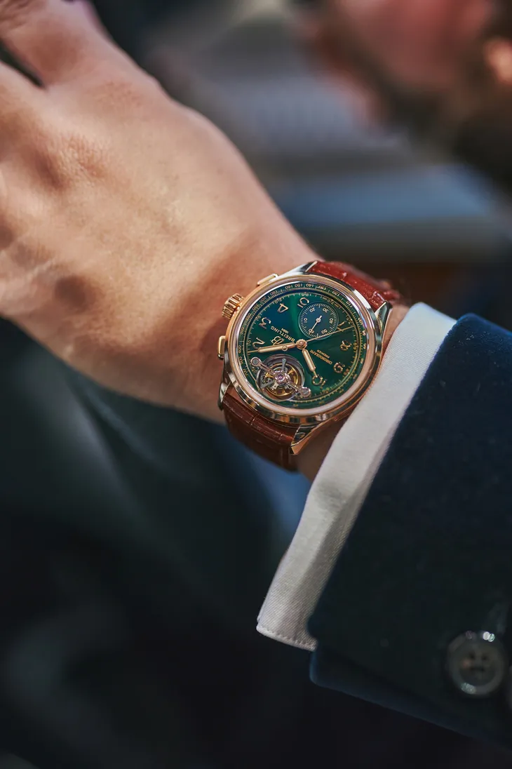 Khám phá đồng hồ Breitling cuối cùng dành cho Bentley giá gần 1,2 tỷ đồng - Ảnh 1. Khám phá đồng hồ Breitling cuối cùng dành cho Bentley giá gần 1,2 tỷ đồng - Ảnh 1.