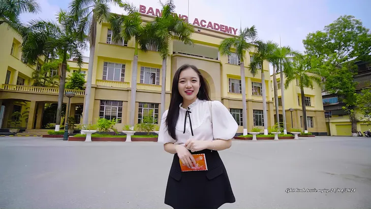 Một ngày làm sinh viên Học viện Ngân hàng - Ảnh 1. Một ngày làm sinh viên Học viện Ngân hàng - Ảnh 1.