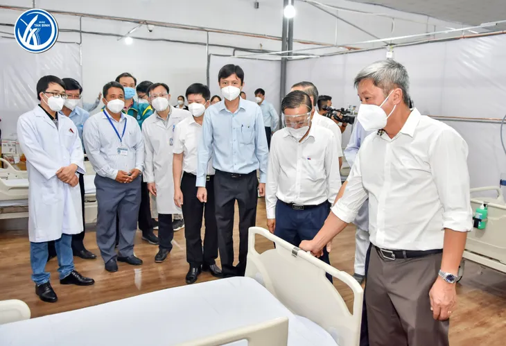 Bệnh viện Dã chiến điều trị bệnh nhân COVID-19 đa tầng đầu tiên ở TP. Hồ Chí Minh đi vào hoạt động - Ảnh 1. Bệnh viện Dã chiến điều trị bệnh nhân COVID-19 đa tầng đầu tiên ở TP. Hồ Chí Minh đi vào hoạt động - Ảnh 1.