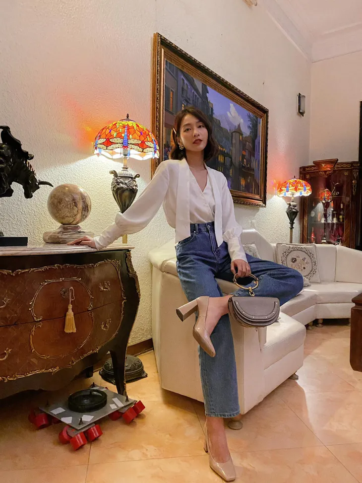 Loạt đồ xứng danh tiểu thư siêu chảnh của phim 11 tháng 5 ngày - Ảnh 3. Loạt đồ xứng danh tiểu thư siêu chảnh của phim 11 tháng 5 ngày - Ảnh 3.