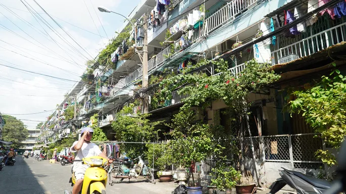Nghị định 69: Cơ hội cho doanh nghiệp tham gia cải tạo chung cư cũ? - Ảnh 1. Nghị định 69: Cơ hội cho doanh nghiệp tham gia cải tạo chung cư cũ? - Ảnh 1.