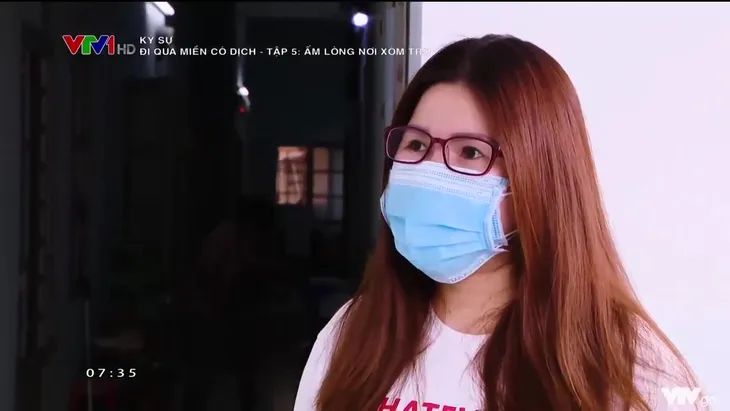 Ấm lòng những câu chuyện tình người cảm động nơi xóm trọ giữa tâm dịch - Ảnh 1. Ấm lòng những câu chuyện tình người cảm động nơi xóm trọ giữa tâm dịch - Ảnh 1.