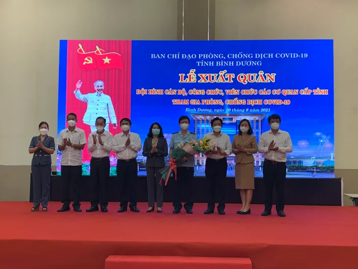 Số F0 tăng nhanh, Bình Dương đưa 1.281 cán bộ vào điểm nóng chống dịch - Ảnh 1. Số F0 tăng nhanh, Bình Dương đưa 1.281 cán bộ vào điểm nóng chống dịch - Ảnh 1.