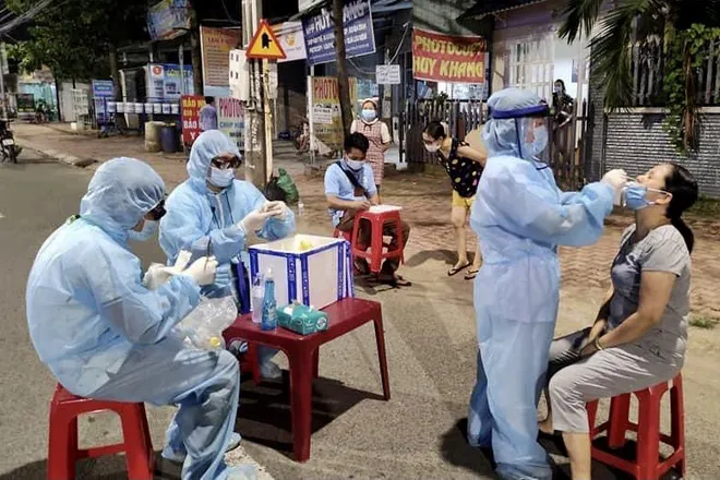 Giao hàng phải có dấu hiệu nhận diện ở TP Hồ Chí Minh, ĐBSCL bắt đầu kiểm soát tốt dịch bệnh - Ảnh 1. Giao hàng phải có dấu hiệu nhận diện ở TP Hồ Chí Minh, ĐBSCL bắt đầu kiểm soát tốt dịch bệnh - Ảnh 1.