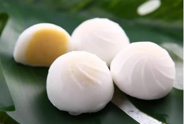 Những mẫu bánh trung thu hot năm nay - Ảnh 4. Những mẫu bánh trung thu hot năm nay - Ảnh 4.