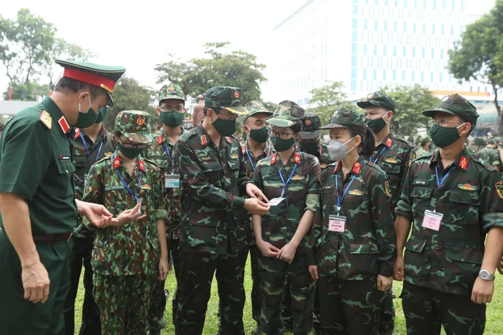 Học viện Quân y xuất quân hỗ trợ TP Hồ Chí Minh và các tỉnh phía Nam chống dịch COVID-19 - Ảnh 5. Học viện Quân y xuất quân hỗ trợ TP Hồ Chí Minh và các tỉnh phía Nam chống dịch COVID-19 - Ảnh 5.