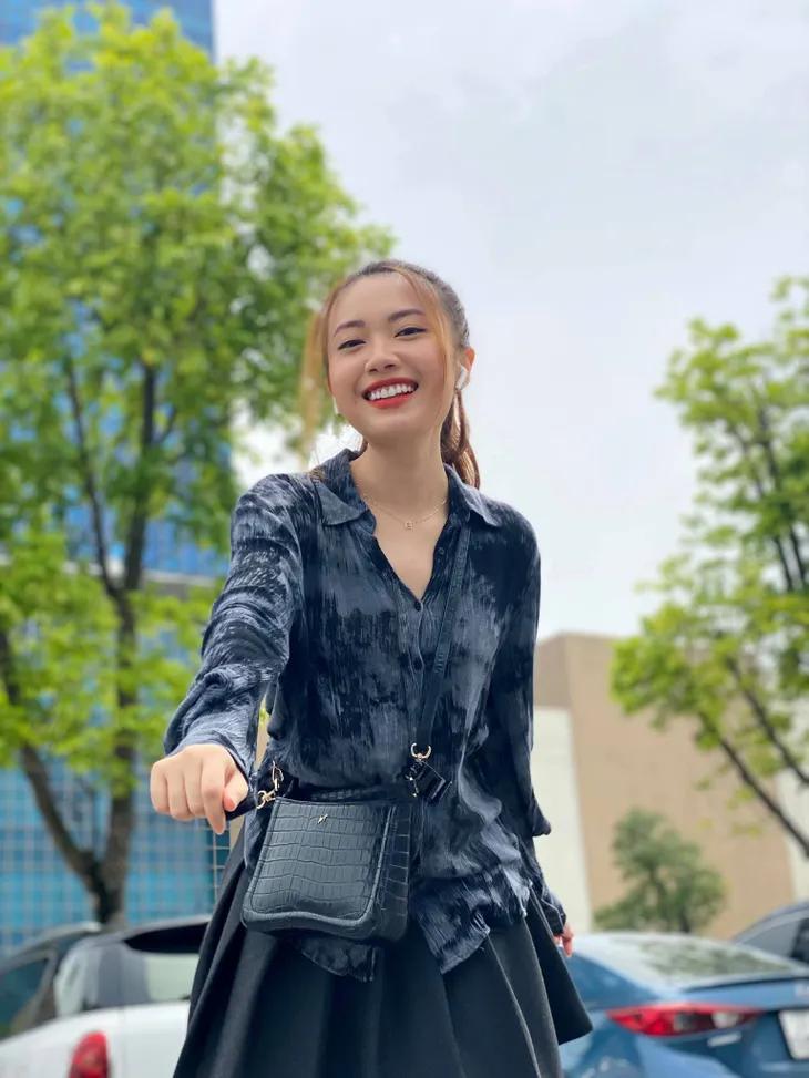 Nhan sắc hai cô con gái đỏng đảnh khó bảo trong Ngày mai bình yên - Ảnh 12. Nhan sắc hai cô con gái đỏng đảnh khó bảo trong Ngày mai bình yên - Ảnh 12.
