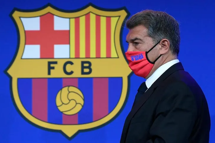 Barcelona đối mặt với muôn vàn khó khăn về tài chính - Ảnh 1. Barcelona đối mặt với muôn vàn khó khăn về tài chính - Ảnh 1.