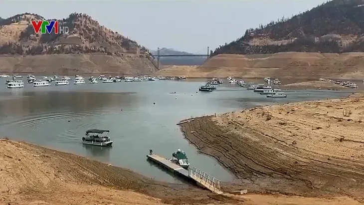 Nhà máy thủy điện lớn nhất bang California ngừng hoạt động do hạn hán - Ảnh 1. Nhà máy thủy điện lớn nhất bang California ngừng hoạt động do hạn hán - Ảnh 1.