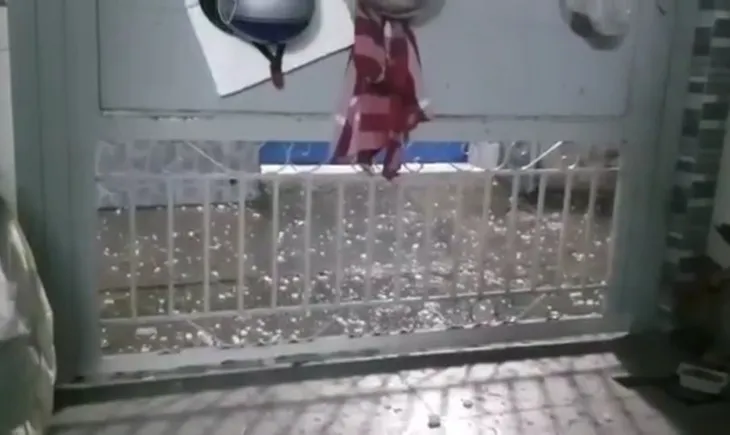 Thời tiết Bắc Bộ dịu mát, Nam Bộ có mưa dông mạnh - Ảnh 2. Thời tiết Bắc Bộ dịu mát, Nam Bộ có mưa dông mạnh - Ảnh 2.