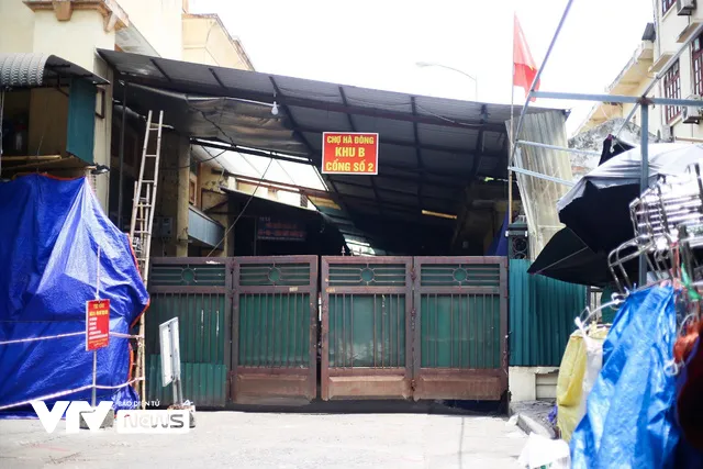 Hà Nội tạm đóng cửa chợ Hà Đông vì liên quan đến ca mắc COVID-19 - Ảnh 4. Hà Nội tạm đóng cửa chợ Hà Đông vì liên quan đến ca mắc COVID-19 - Ảnh 4.