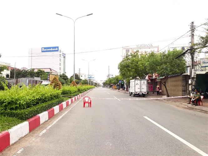 Thêm nhiều ca dương tính COVID-19 mới, Bạc Liêu hoãn đón người dân trở về - Ảnh 1. Thêm nhiều ca dương tính COVID-19 mới, Bạc Liêu hoãn đón người dân trở về - Ảnh 1.