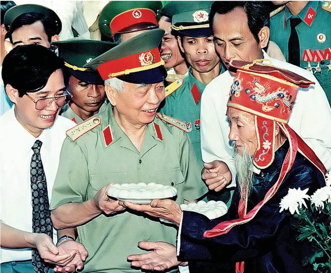 Đại tướng Võ Nguyên Giáp - vị tướng trong lòng dân - Ảnh 1. Đại tướng Võ Nguyên Giáp - vị tướng trong lòng dân - Ảnh 1.