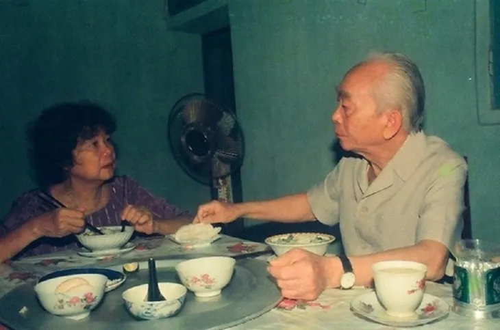 Những khoảnh khắc đời thường của Đại tướng Võ Nguyên Giáp - Ảnh 1. Những khoảnh khắc đời thường của Đại tướng Võ Nguyên Giáp - Ảnh 1.