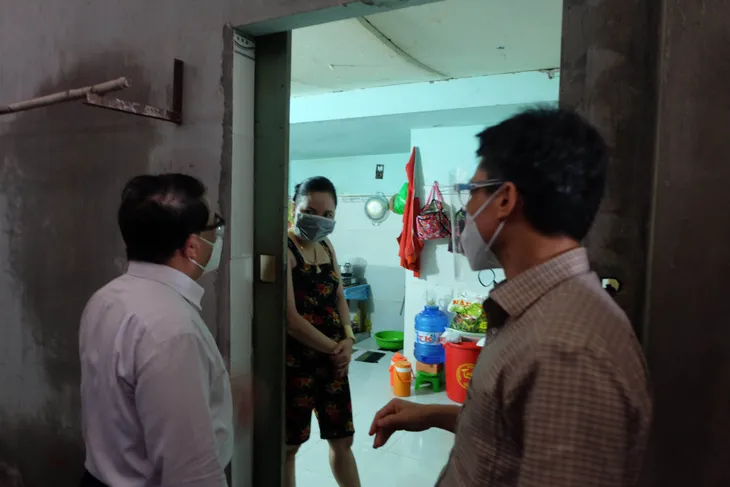Long An từng bước cơ bản kiểm soát dịch bệnh trong những ngày tới - Ảnh 2. Long An từng bước cơ bản kiểm soát dịch bệnh trong những ngày tới - Ảnh 2.